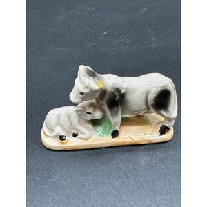 Vintage Japan Ceramic Cow And Calf‎ Figurine Hand Painted Black White Farm Scene